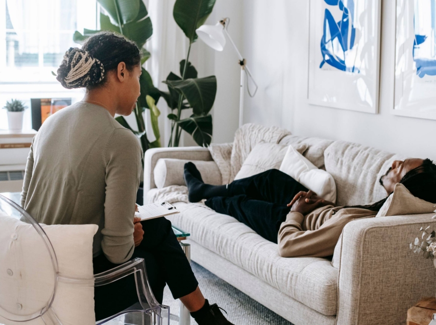 The Foundation of a Healing Relationship With Your Therapist